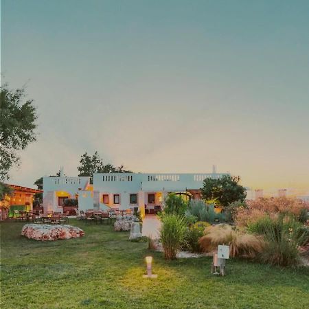 Oppure - Masseria Moderna โปลีญาโนอามาเร ภายนอก รูปภาพ