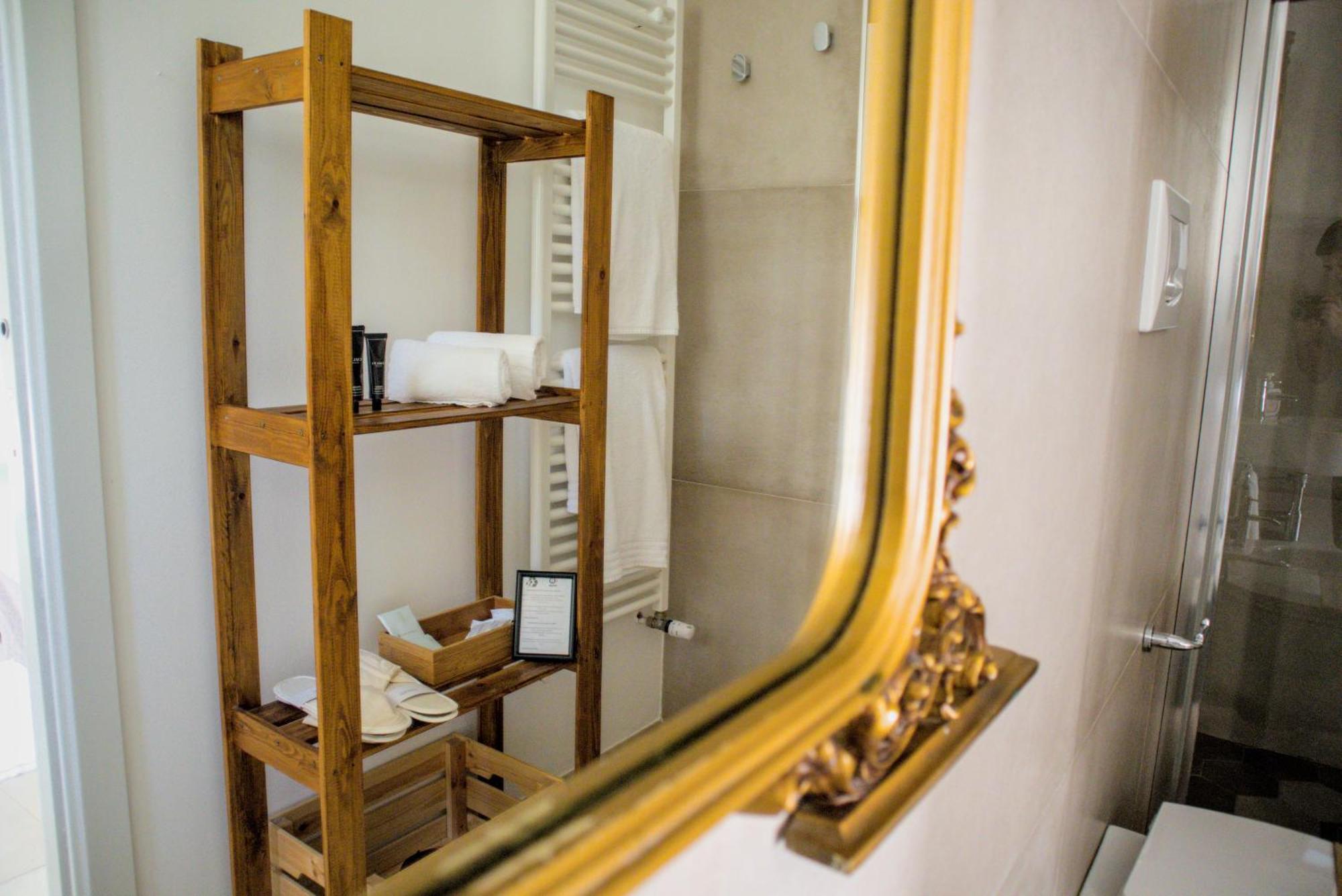 Oppure - Masseria Moderna โปลีญาโนอามาเร ภายนอก รูปภาพ